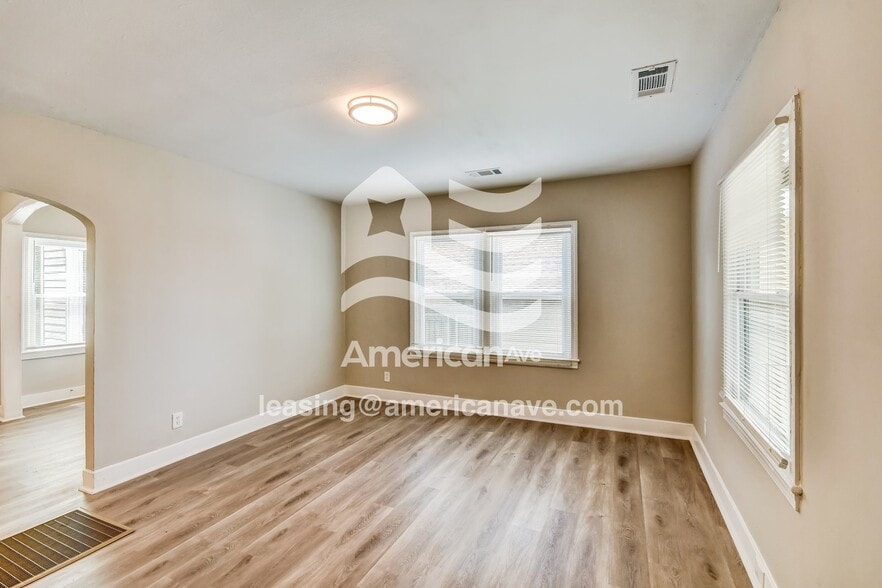 Building Photo - 1437 29th Street Ensley