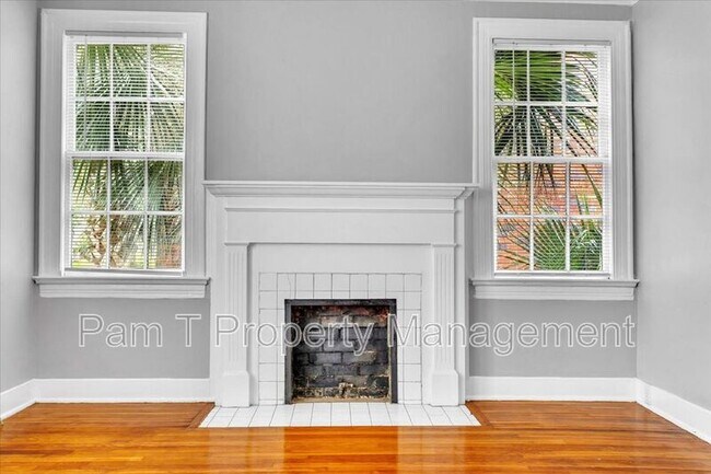 Building Photo - 740 E.45th St. #2