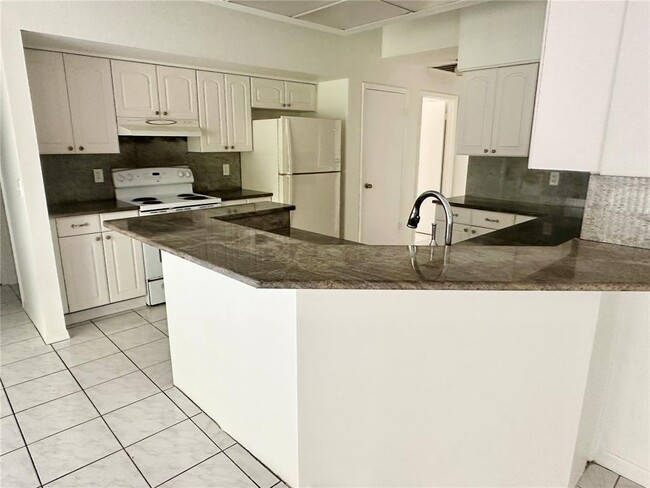 Building Photo - 2123 Judith Pl