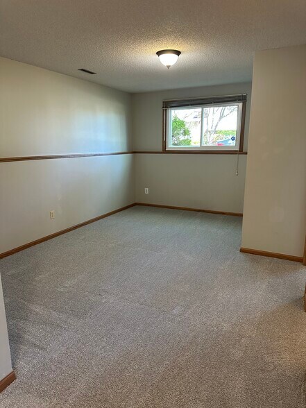 Building Photo - 3438 Chalet View Ln NW