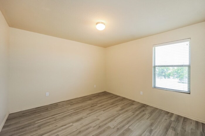 Building Photo - 1410 Durango Run