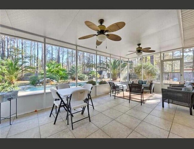 Building Photo - 70350 Petit Rd