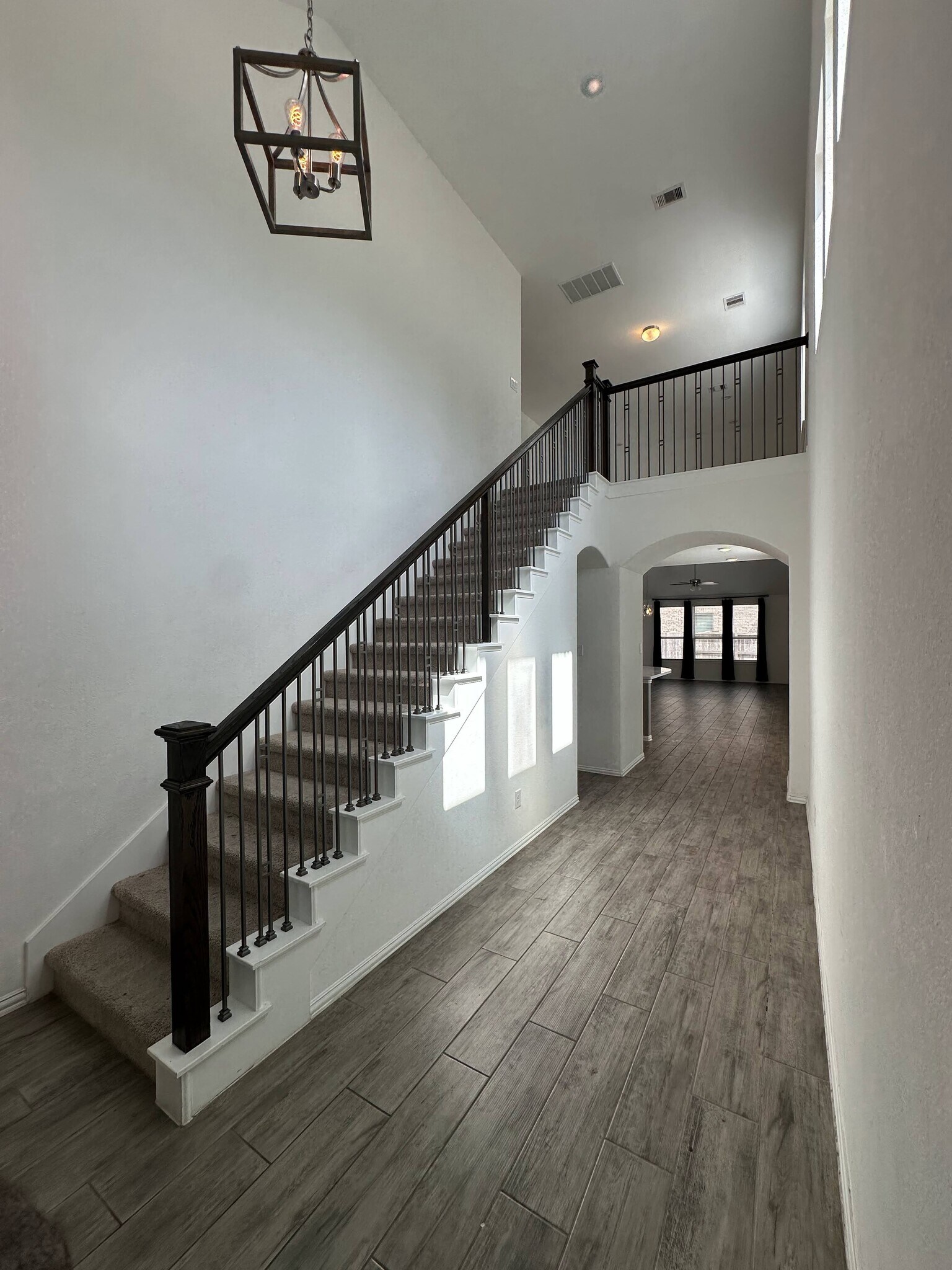 Building Photo - 3702 Allegro Dr