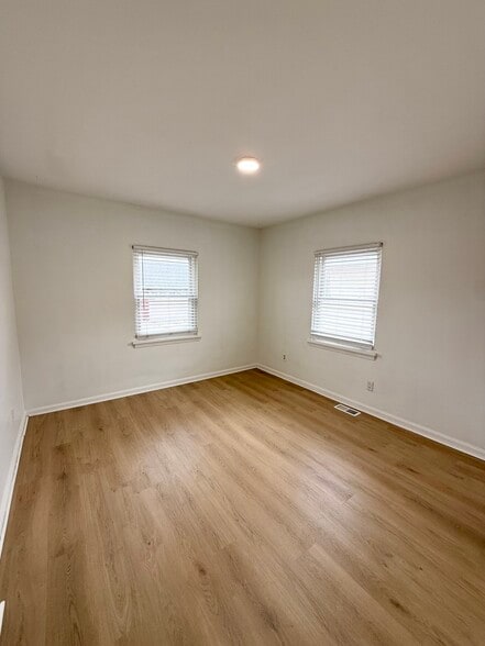 Building Photo - 53 Sector Dr