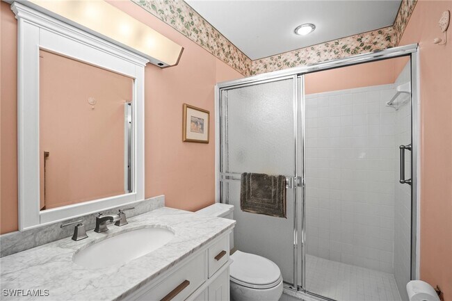 Building Photo - 2100 Gulf Shore Blvd N