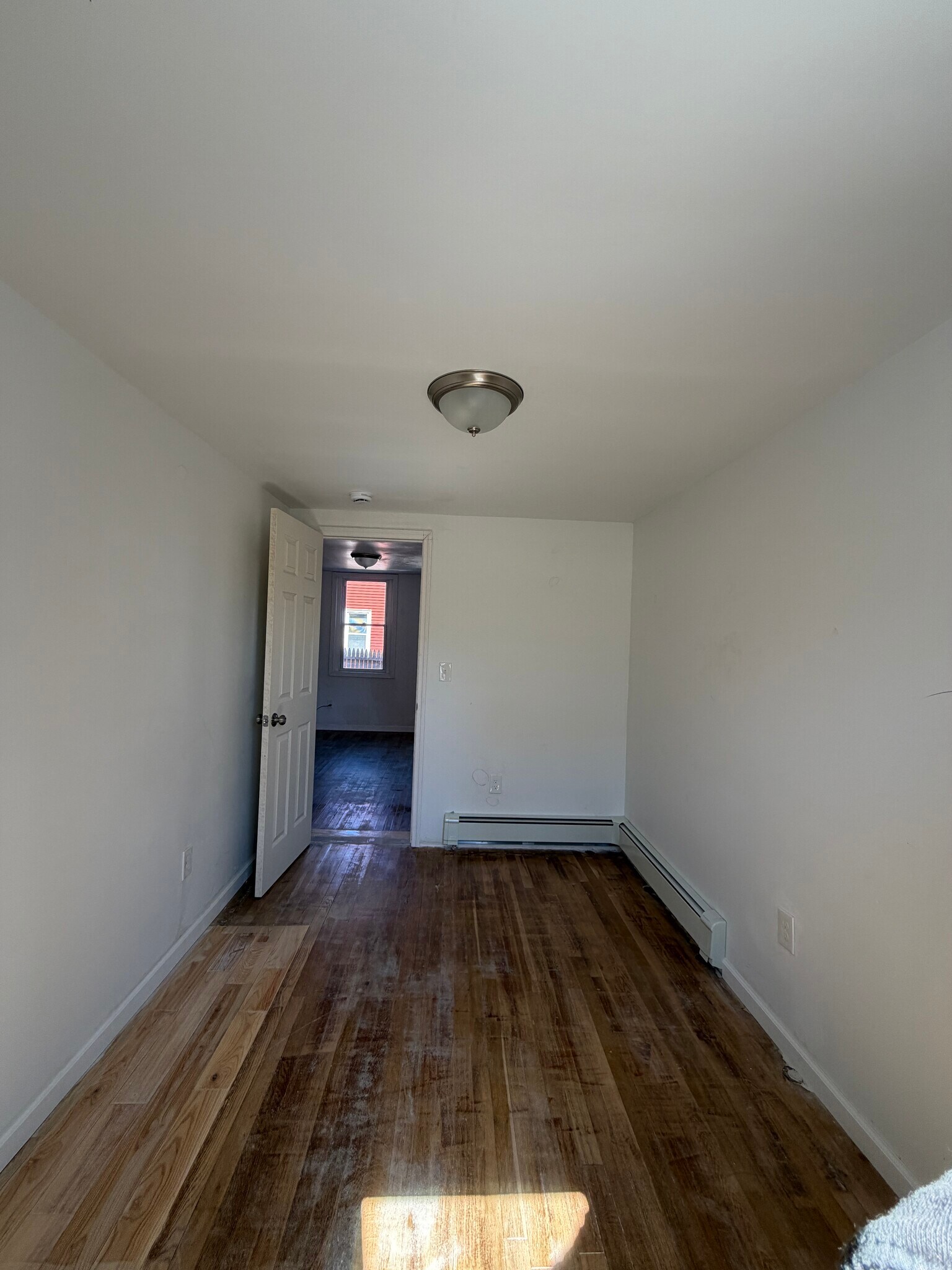 Building Photo - 490 Boswell Ave