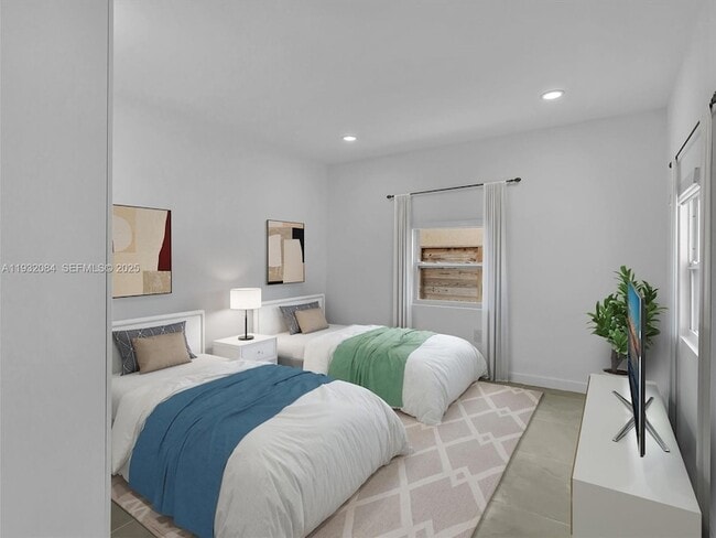 Building Photo - 107 Central Ave