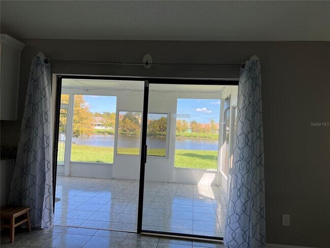 Building Photo - 12736 Newfield Dr