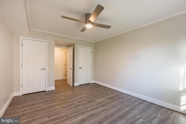 Building Photo - 3888 Porter St NW