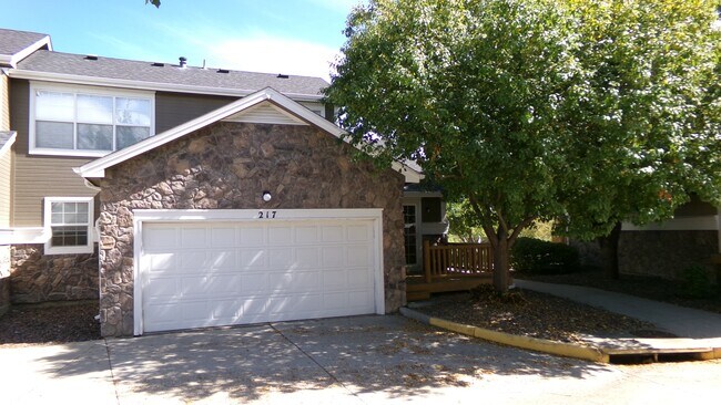 Building Photo - 217 Rock Bridge Ln