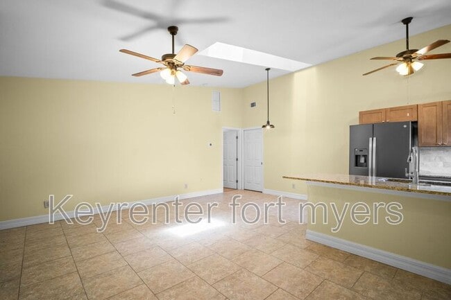 Building Photo - 1417 SW 51st Ln