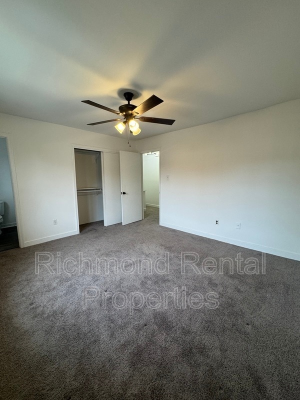 Building Photo - 2241 Kingsbrook Dr