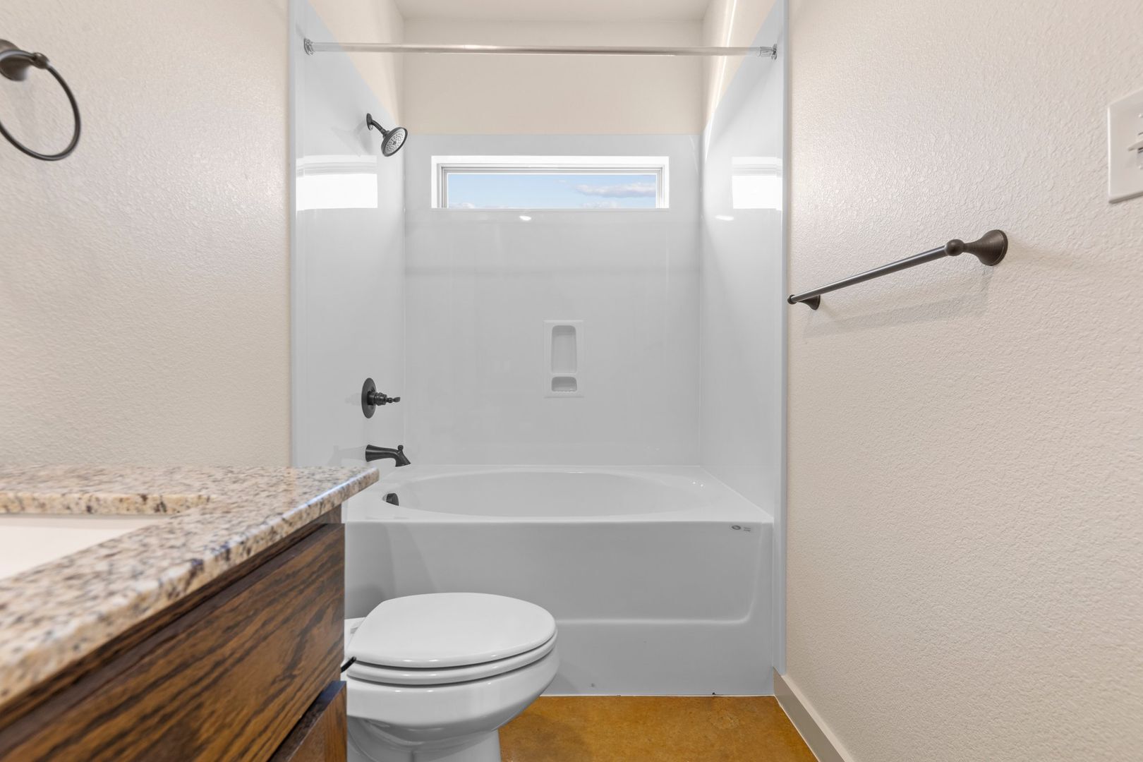 Building Photo - 1912 Caspian Trl