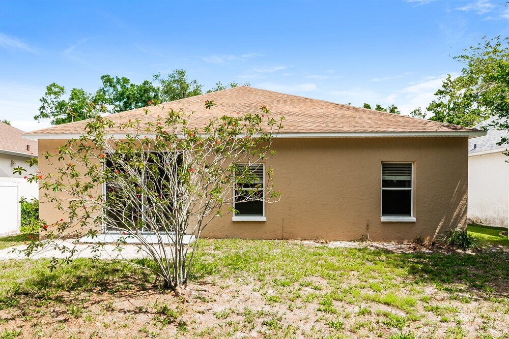 Building Photo - 12336 Hollybush Terrace