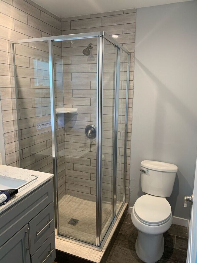 Building Photo - Estara Ave