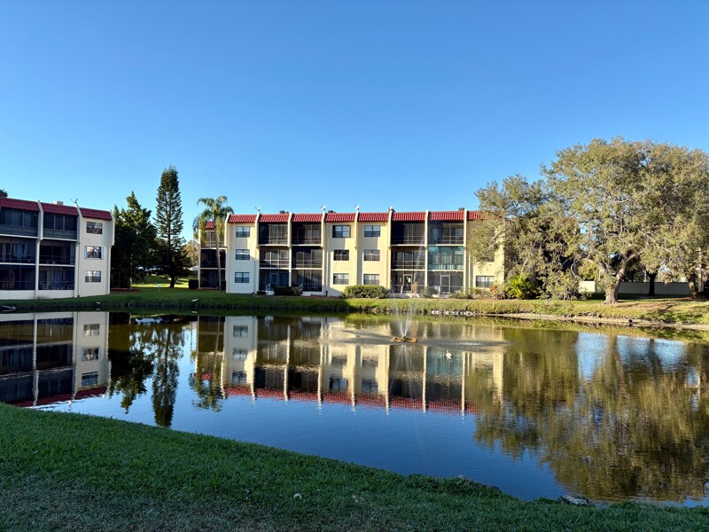 Building Photo - 2050 Oleander Blvd