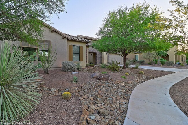 Building Photo - 3163 E Los Altos Ct