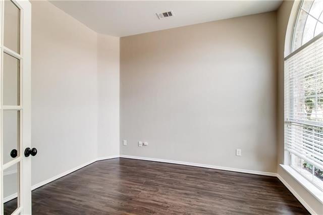 Building Photo - 12621 Greenhaven Dr