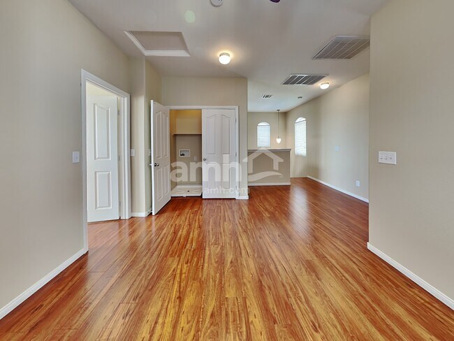 Building Photo - 7208 Rolling Shore Ct