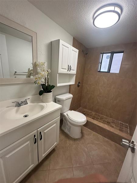 Building Photo - 8420 SW 133rd Avenue Rd