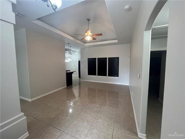 Building Photo - 3012 La Puerta Ave