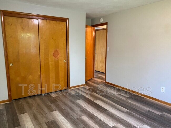 Building Photo - 4437 Mellen Ct