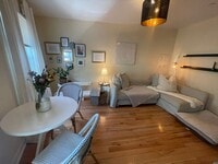 Building Photo - 4444 Cresson St