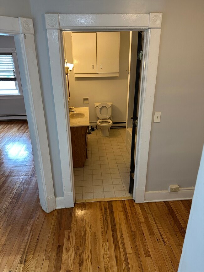 Building Photo - 15 LLC-44 Elm Street
