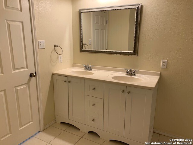 Building Photo - 7808 Bovis Ct