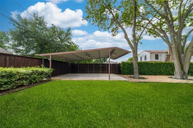 Building Photo - 7302 Kenwell St