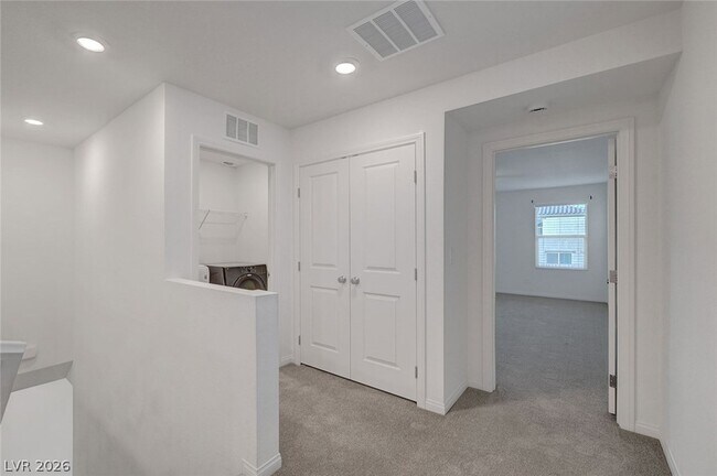 Building Photo - 8454 Vacarez Dr