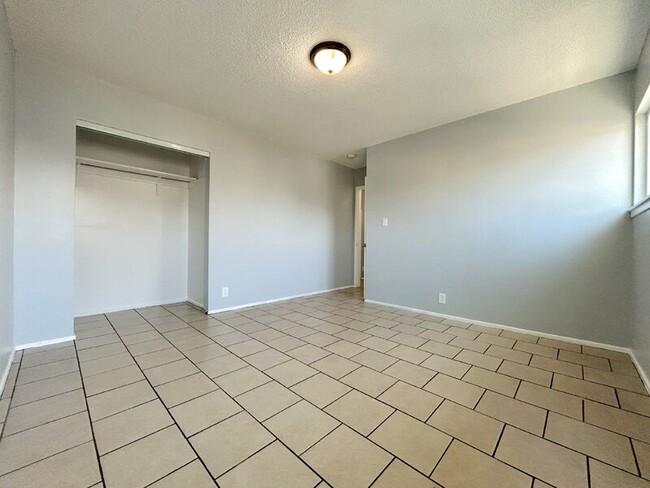 Building Photo - 8118 Stanford Ave