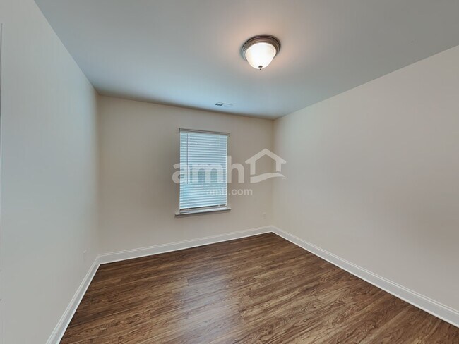 Building Photo - 4925 Wilcrest Ct