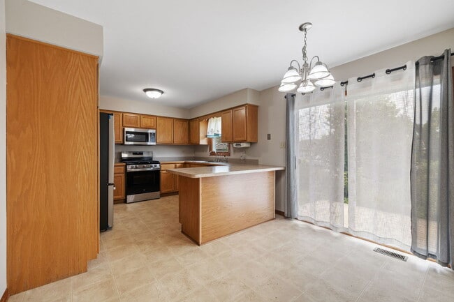 Building Photo - 2714 Billie Limacher Ln