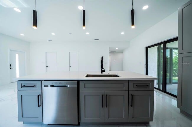 Building Photo - 3920 Wisteria Pl