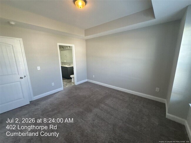 Building Photo - 402 Longthorpe Rd