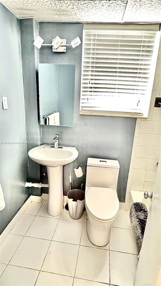 Building Photo - 1200 Euclid Ave