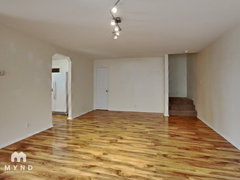 Building Photo - 24251 Saffron Plum