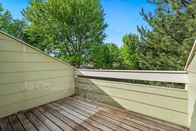 Building Photo - 7933 Countryside Dr