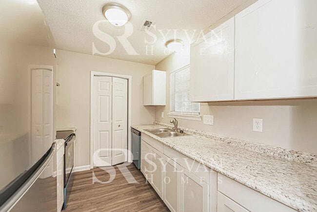 Building Photo - Life Just Got Better!