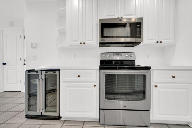 Building Photo - 133 Wentworth Ct