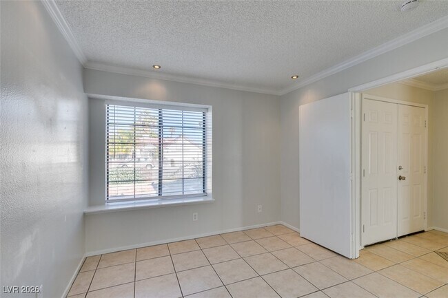 Building Photo - 6391 Chisos Dr