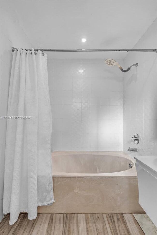 Building Photo - 3430 Torremolinos Ave