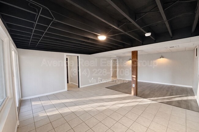 Building Photo - 15 Jeanette Dr