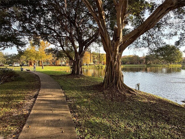 Building Photo - 10773 Cleary Blvd