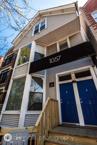 Building Photo - 1056 W Cornelia Ave