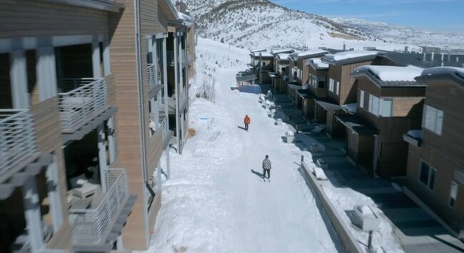 Building Photo - 2752 W High Mountain Rd