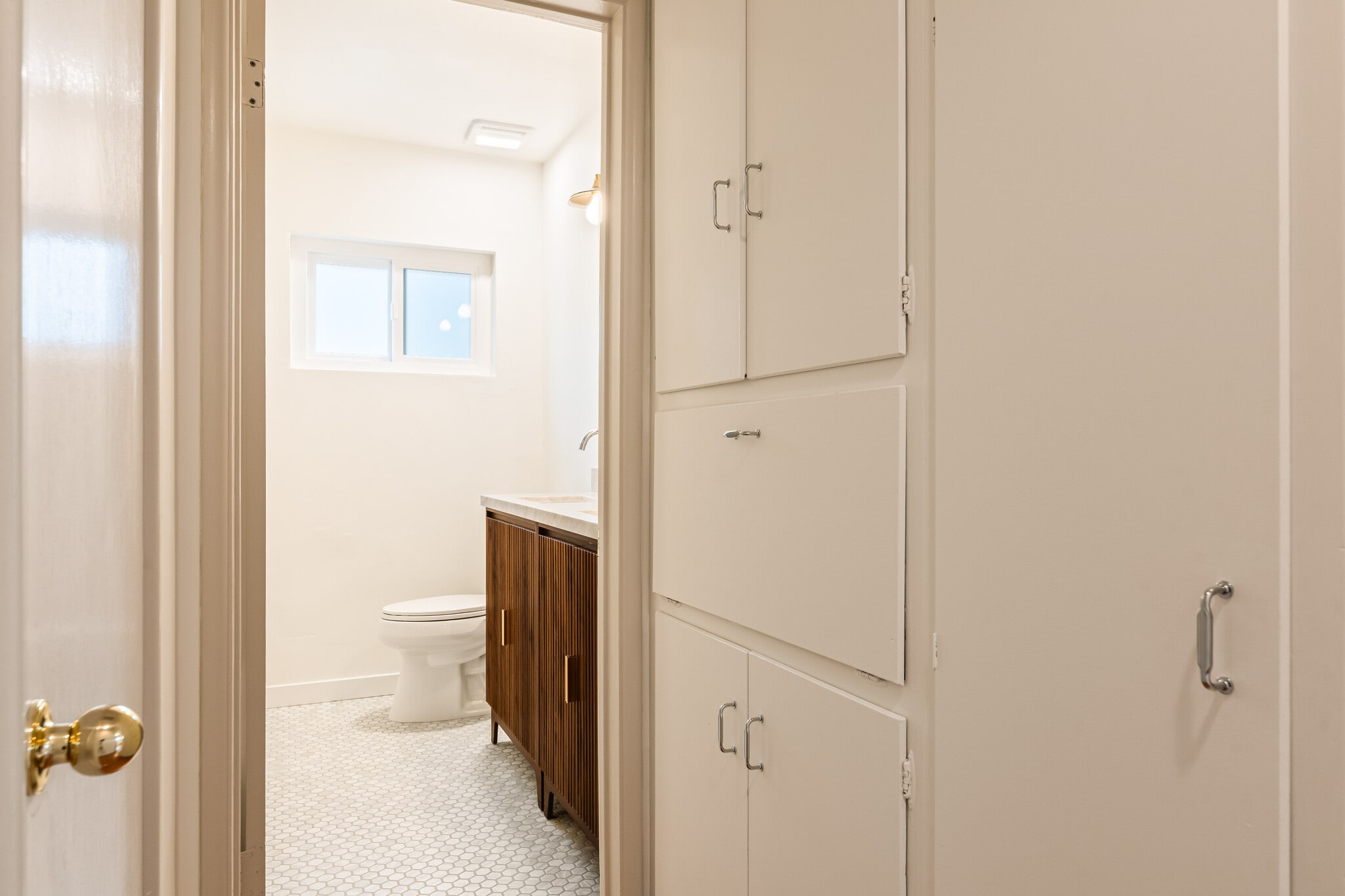 Building Photo - 3205 Fairesta St