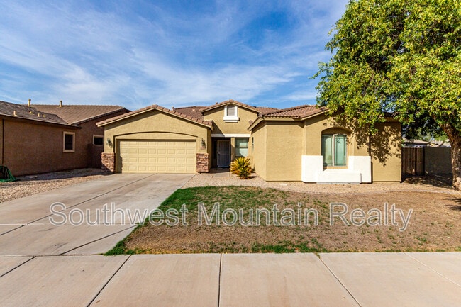 Primary Photo - 21486 Via Del Oro