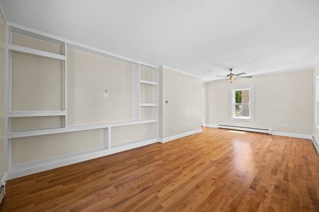 Building Photo - 34 Ricard St
